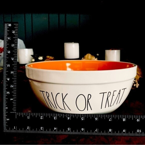 Rae Dunn LL‎ Trick or Treat Ceramic Mixing Bowl - Picture 5 of 9